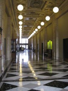 511 Broadway hallway as it was (photo courtesy of Gerding Edlen)