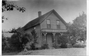The Carman House in about 1900 (Photo courtesy Lake Oswego Library)