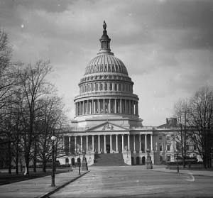 The U.S. Capitol in 1909. Library of Congress image. 